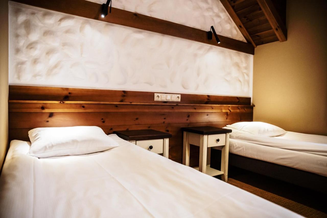 Folwark Lekuk Hotell Łękuk Mały Eksteriør bilde