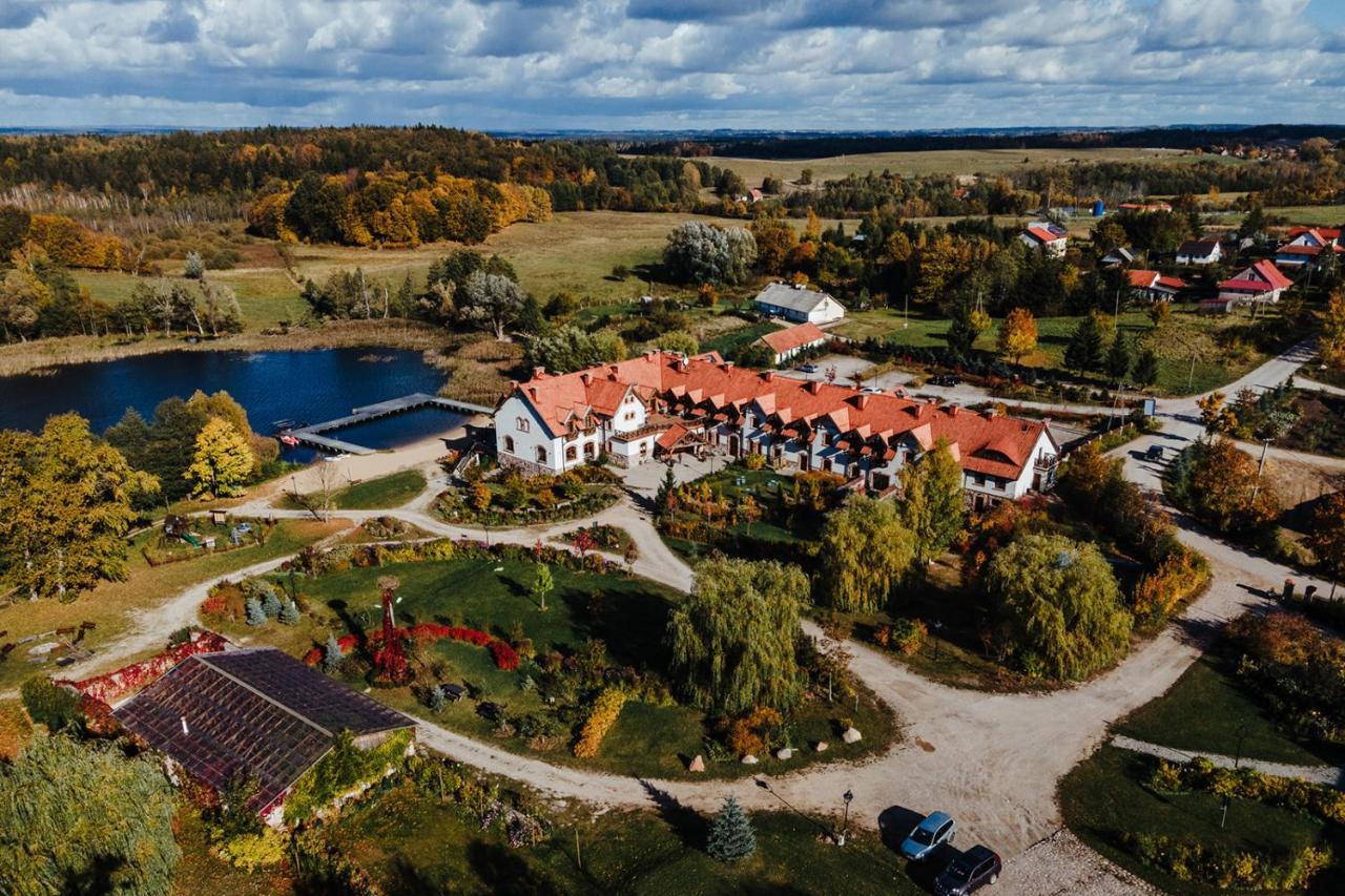 Folwark Lekuk Hotell Łękuk Mały Eksteriør bilde